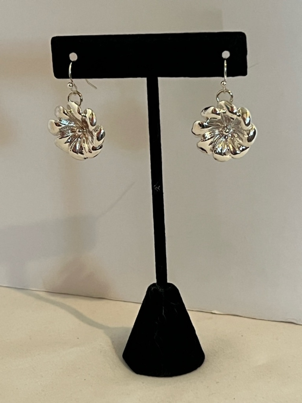 Sterling-Inspired Floral Drop Earrings in Shiny Silver